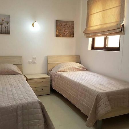 Munxar Holiday Apartment Марсаскала Экстерьер фото