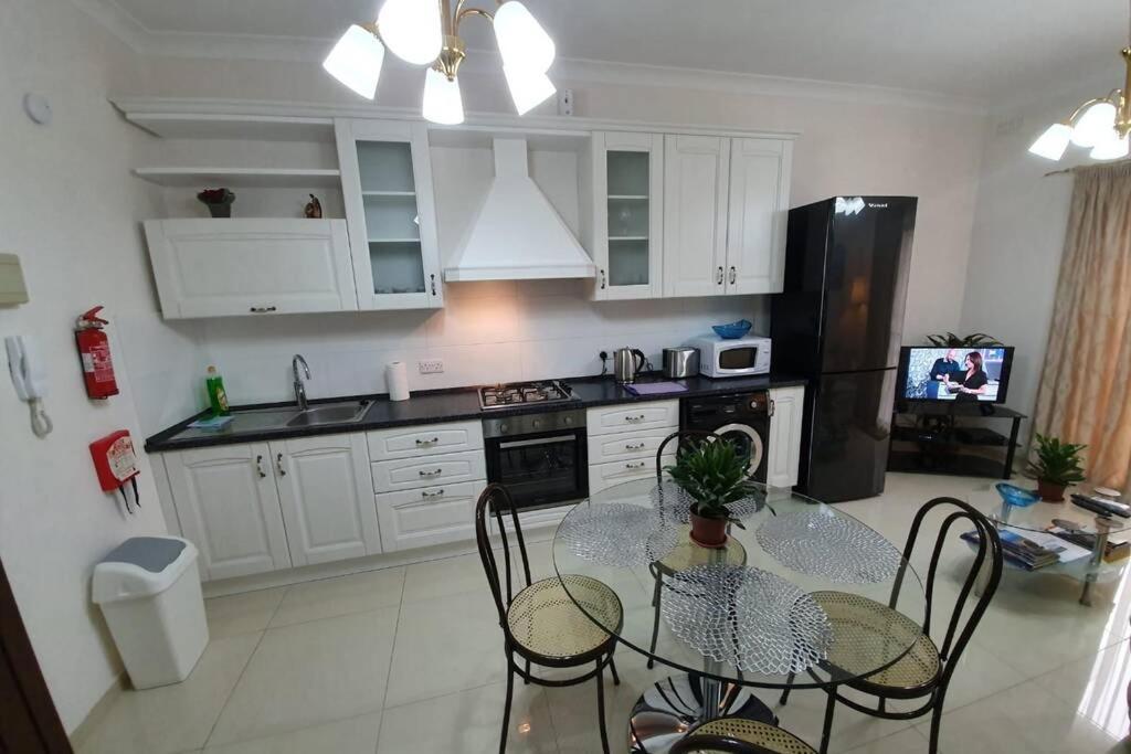 Munxar Holiday Apartment Марсаскала Экстерьер фото