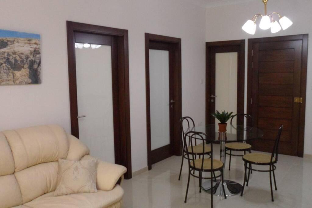 Munxar Holiday Apartment Марсаскала Экстерьер фото